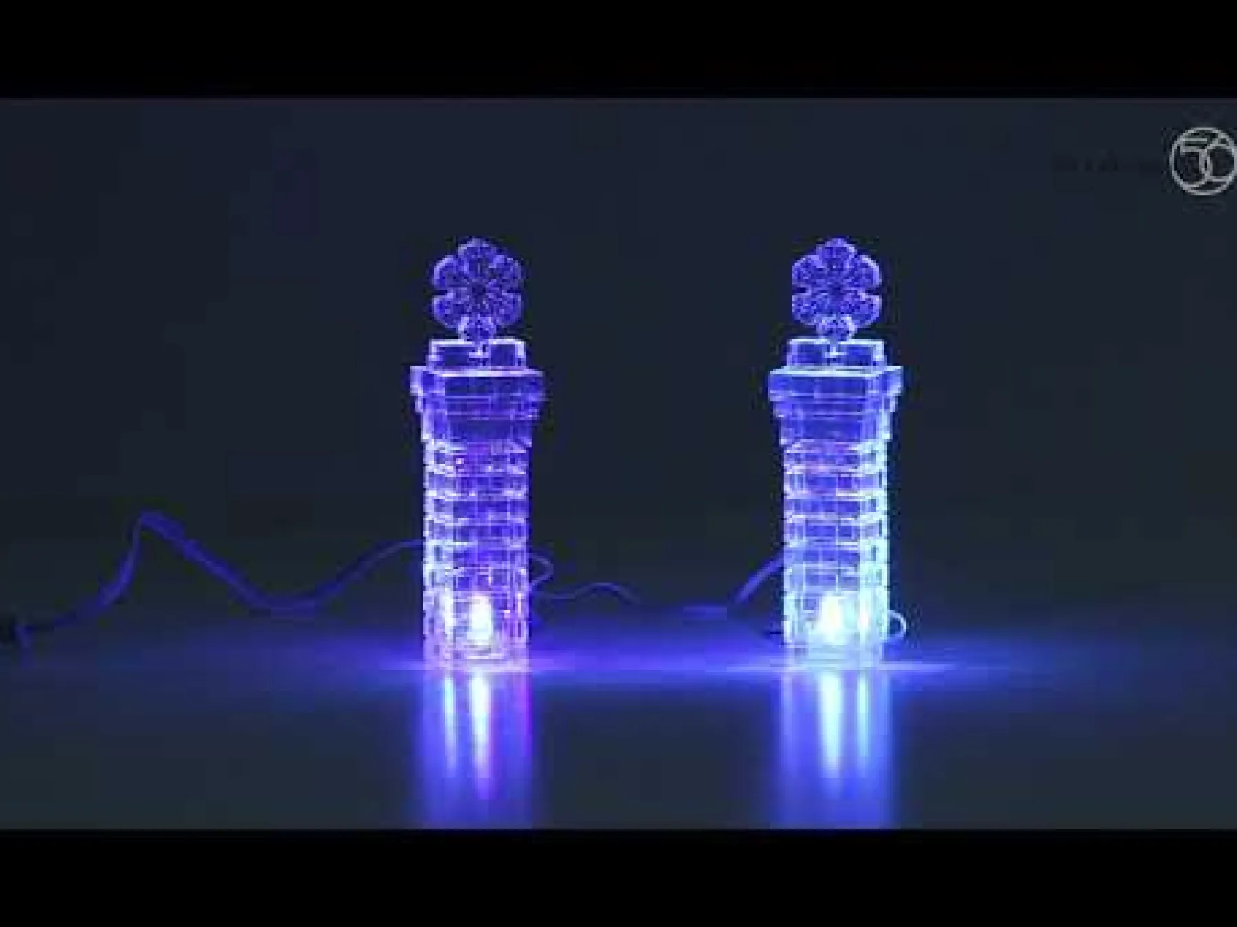 Department 56 Village Accessories>Lit Ice Castle Corners