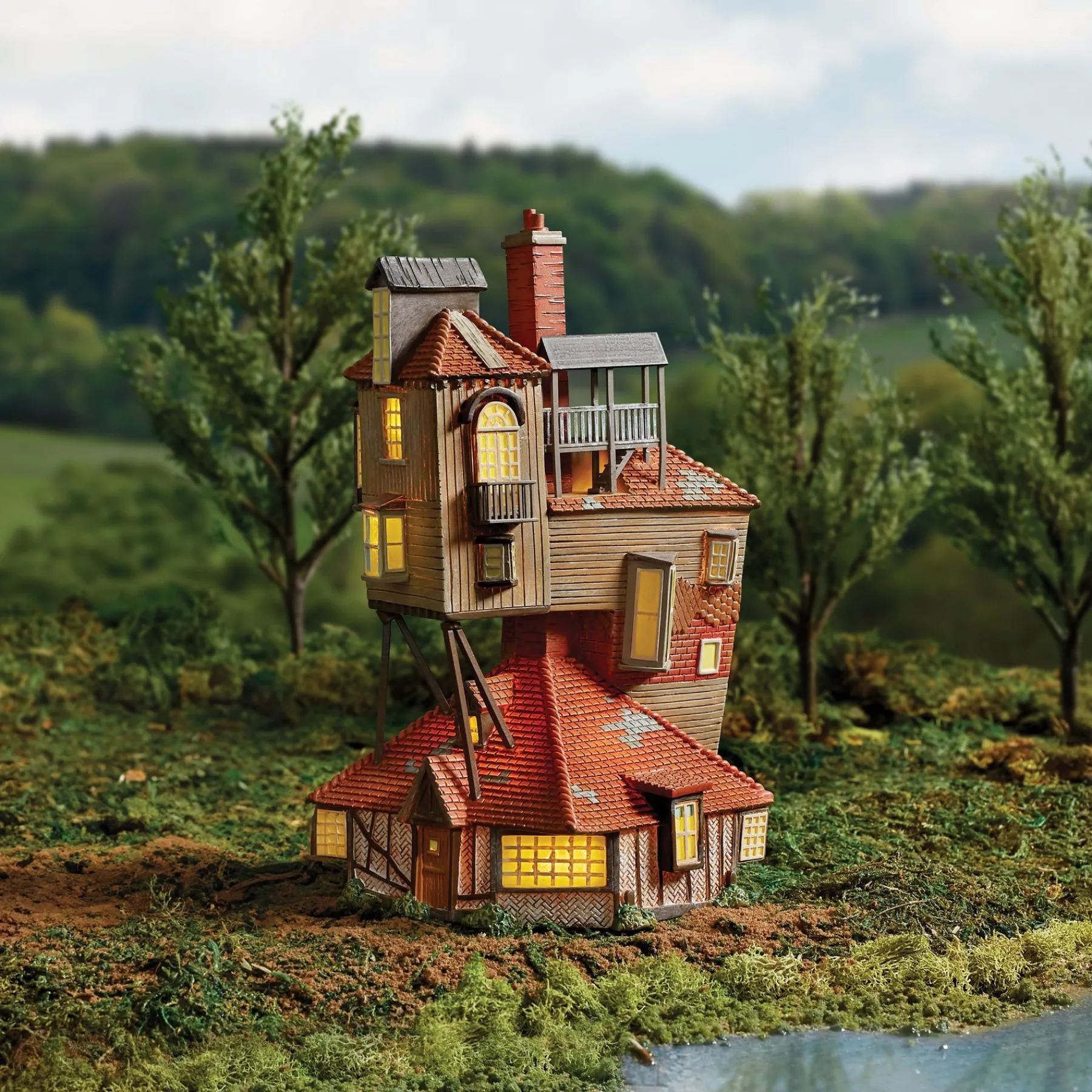 Department 56 Harry Potter™ Village>The Burrow