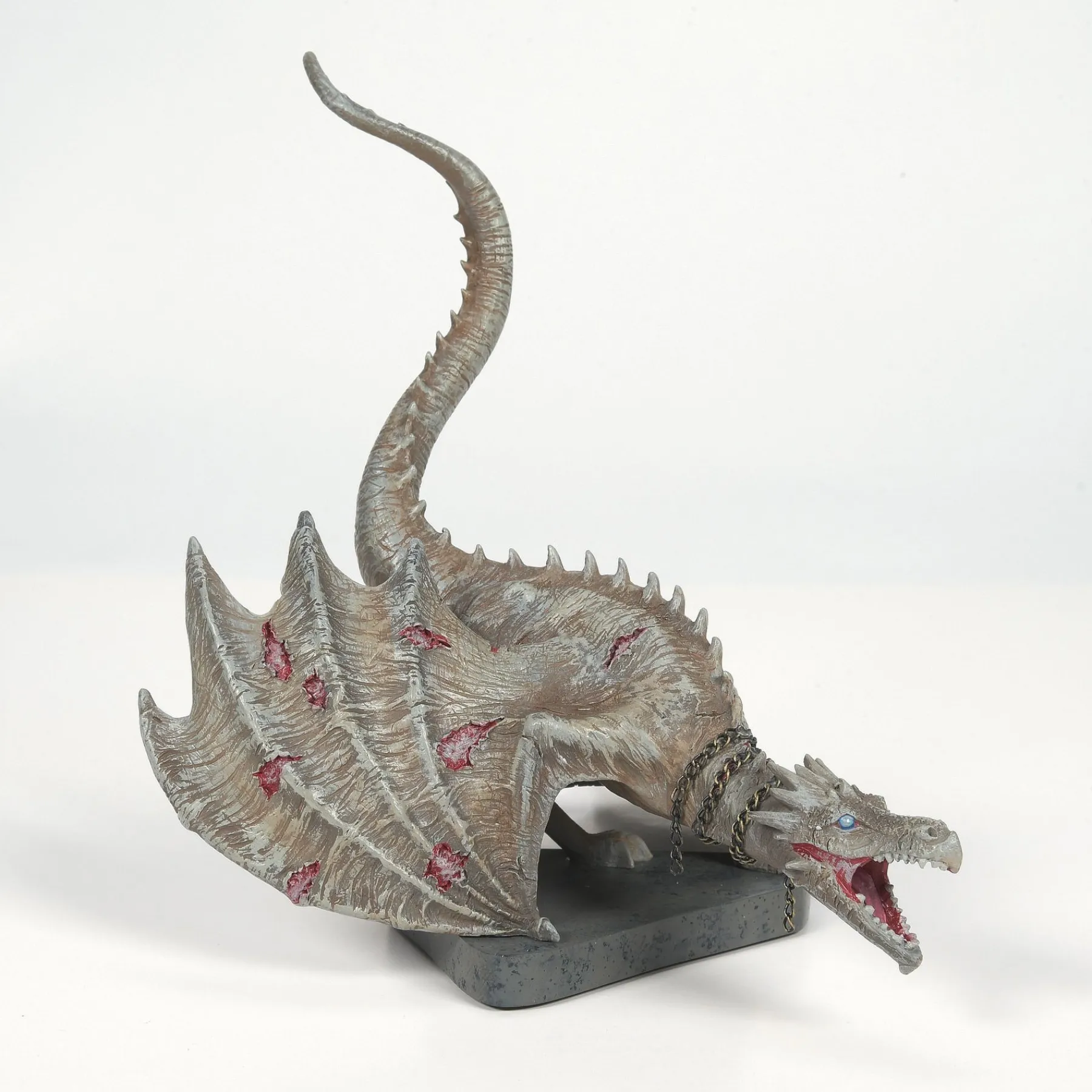 Department 56 Harry Potter™ Village>Ukrainian Ironbelly