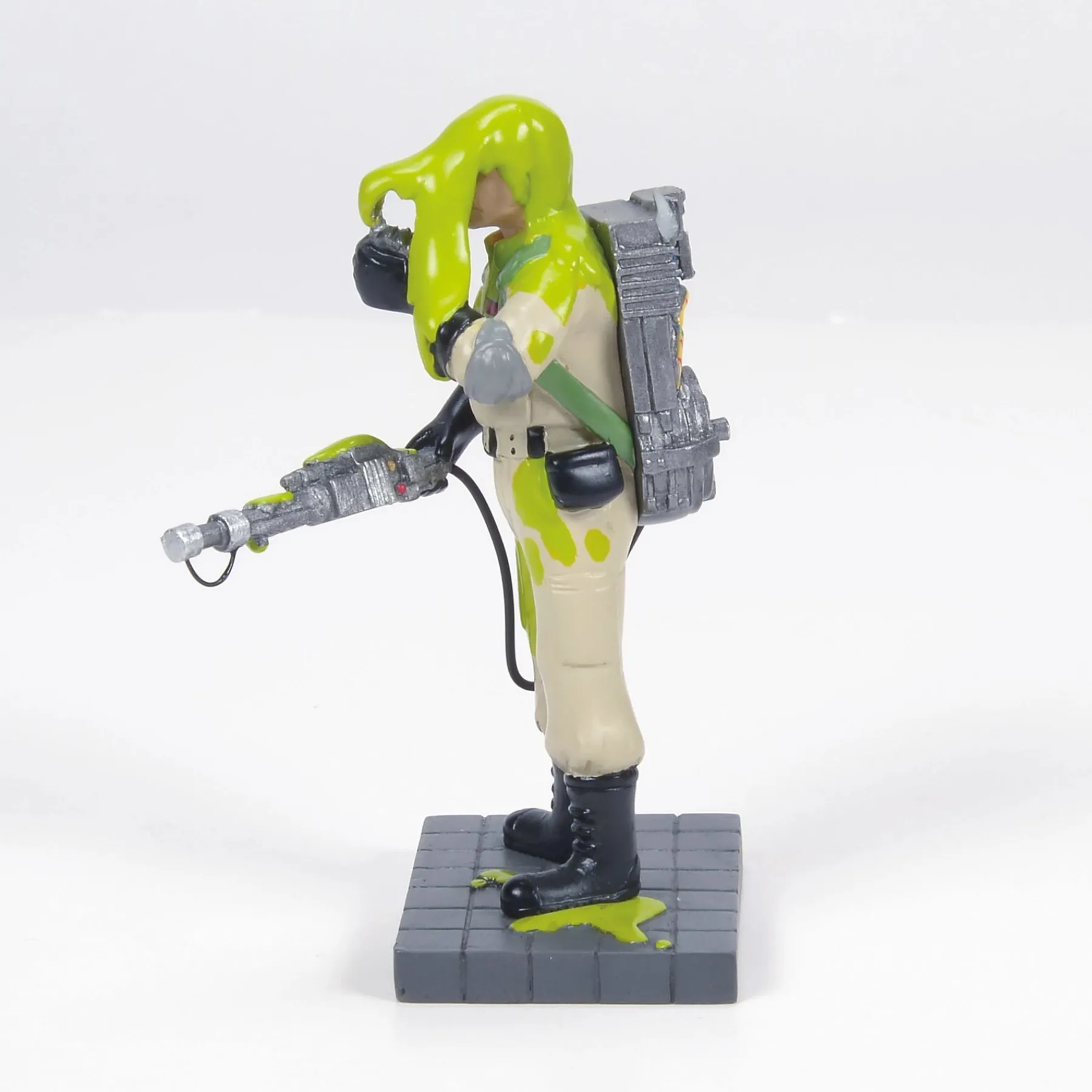 Department 56 Hot Properties Village>Ghostbusters Peter Venkman