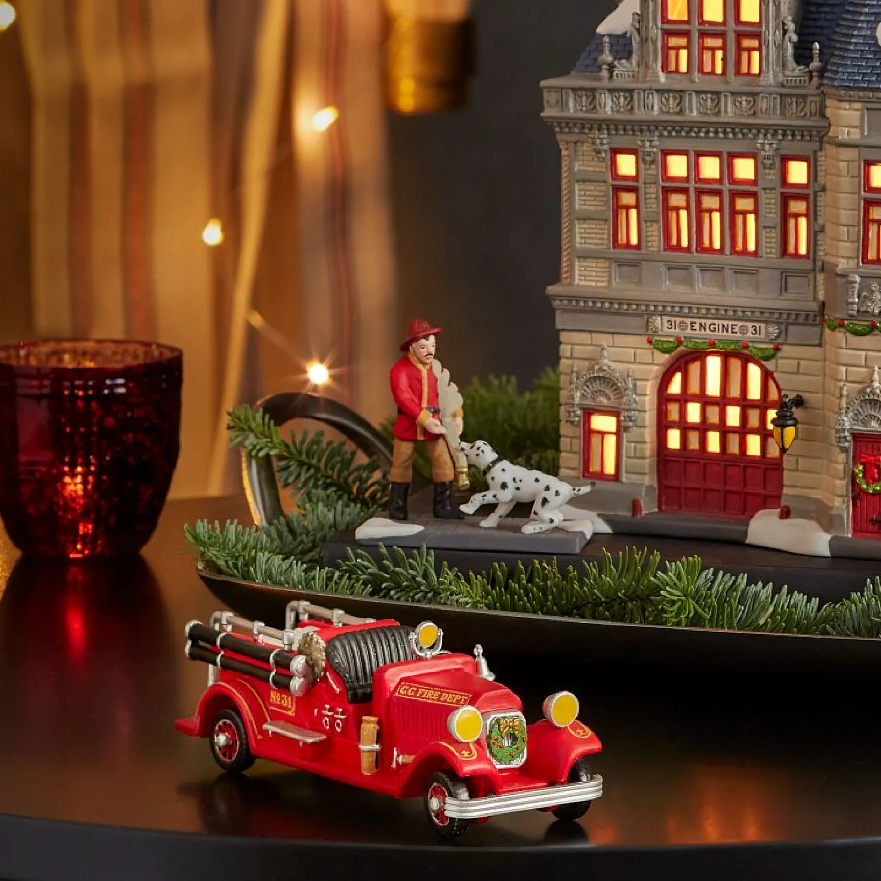 Department 56 Christmas In The City Series>Hey! No Time To Play