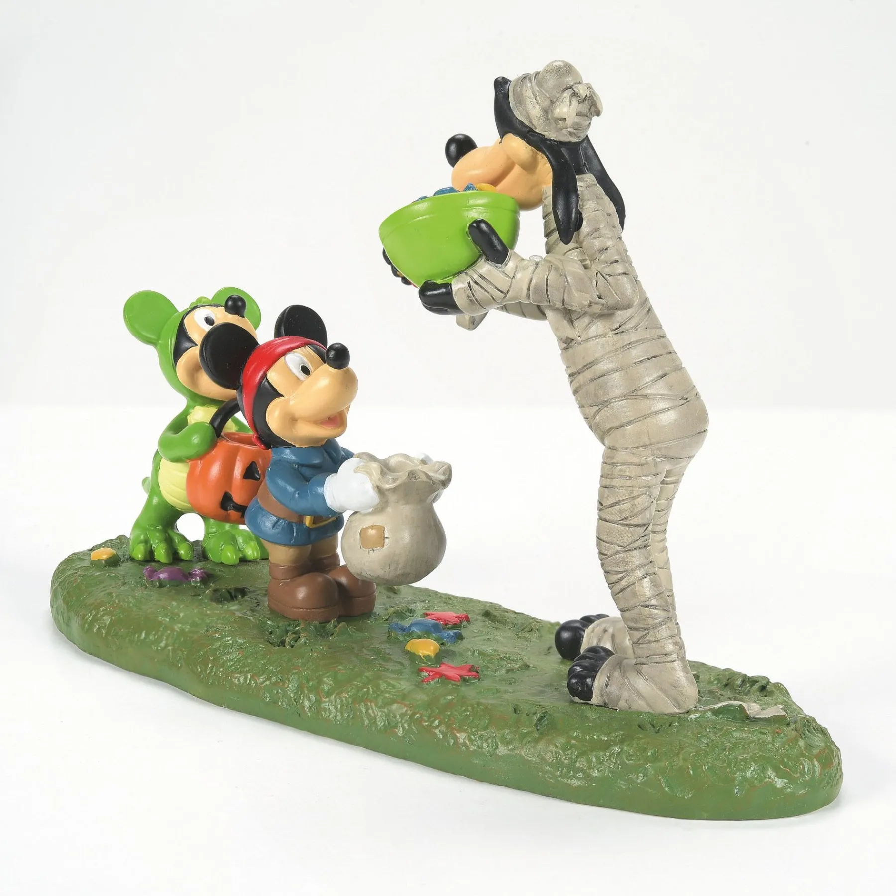 Department 56 Disney Village>Halloween Treats From Goofy