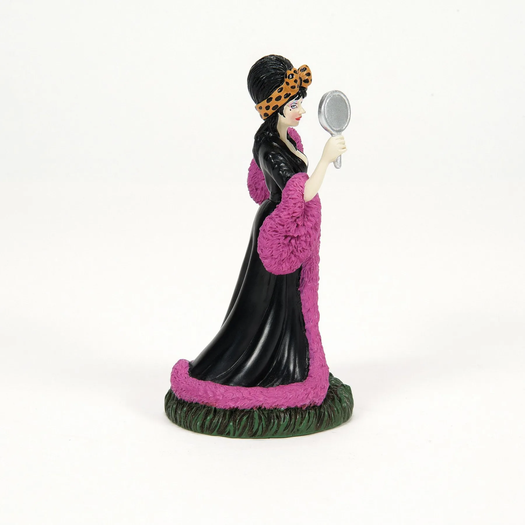 Department 56 Hot Properties Village>Elvira On Set