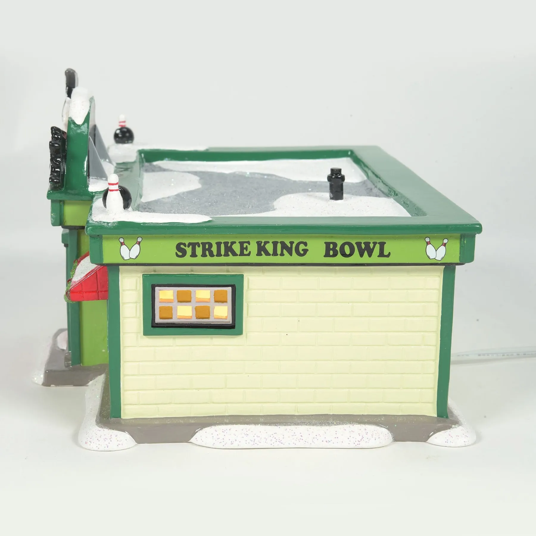 Department 56 Peanuts® Village>Strike King Bowling Alley