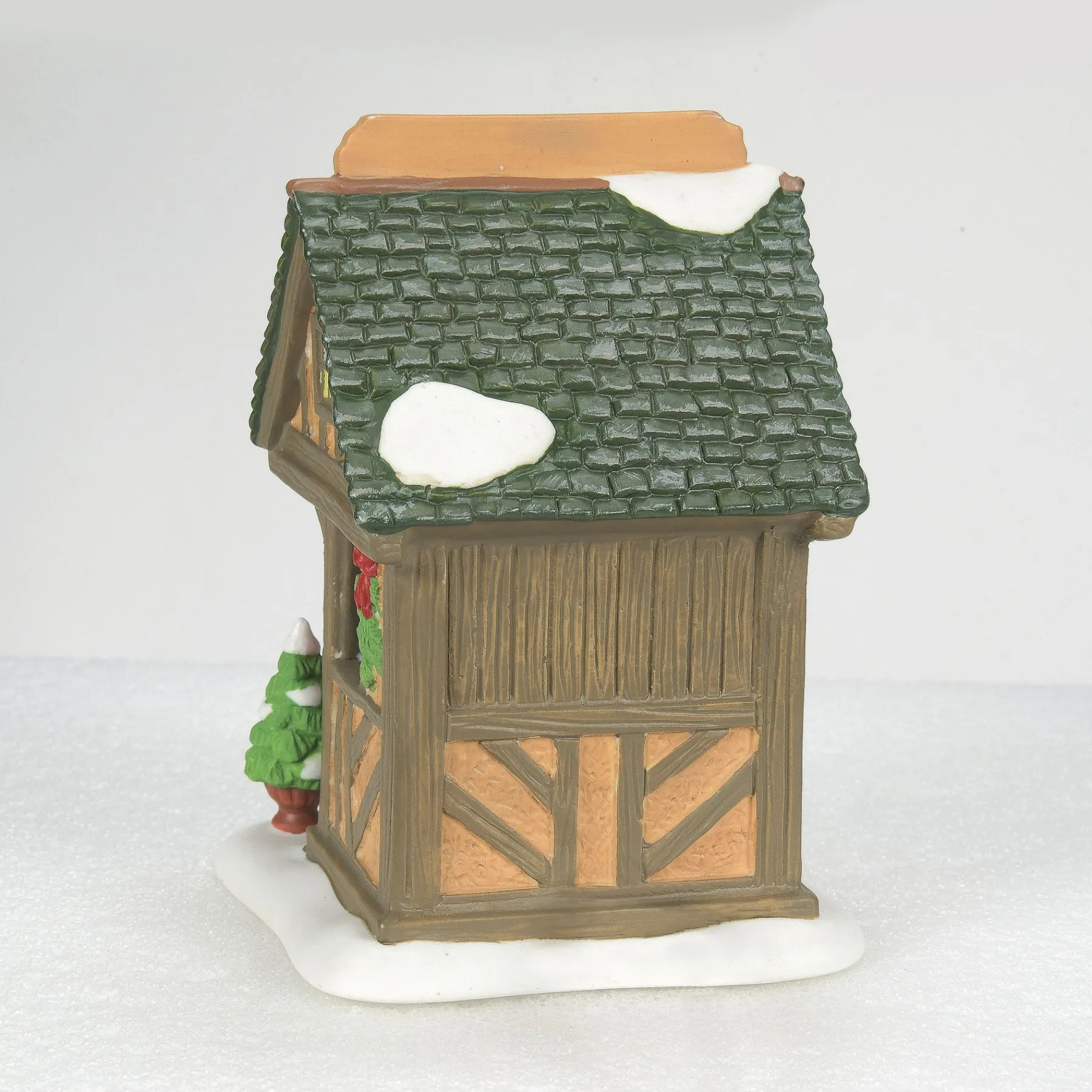 Department 56 Dickens Village Series>Ava's Plum Pudding