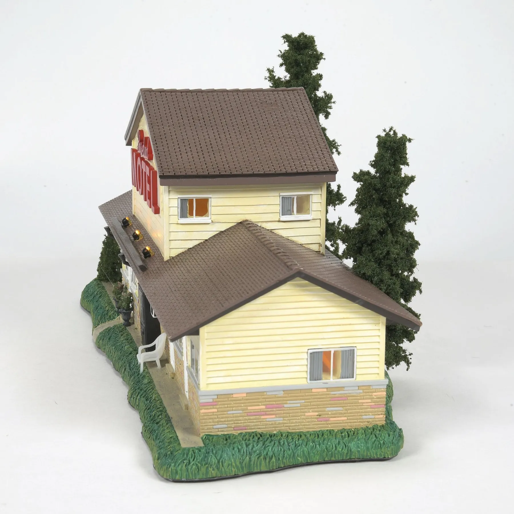 Department 56 Hot Properties Village>The Rosebud Motel