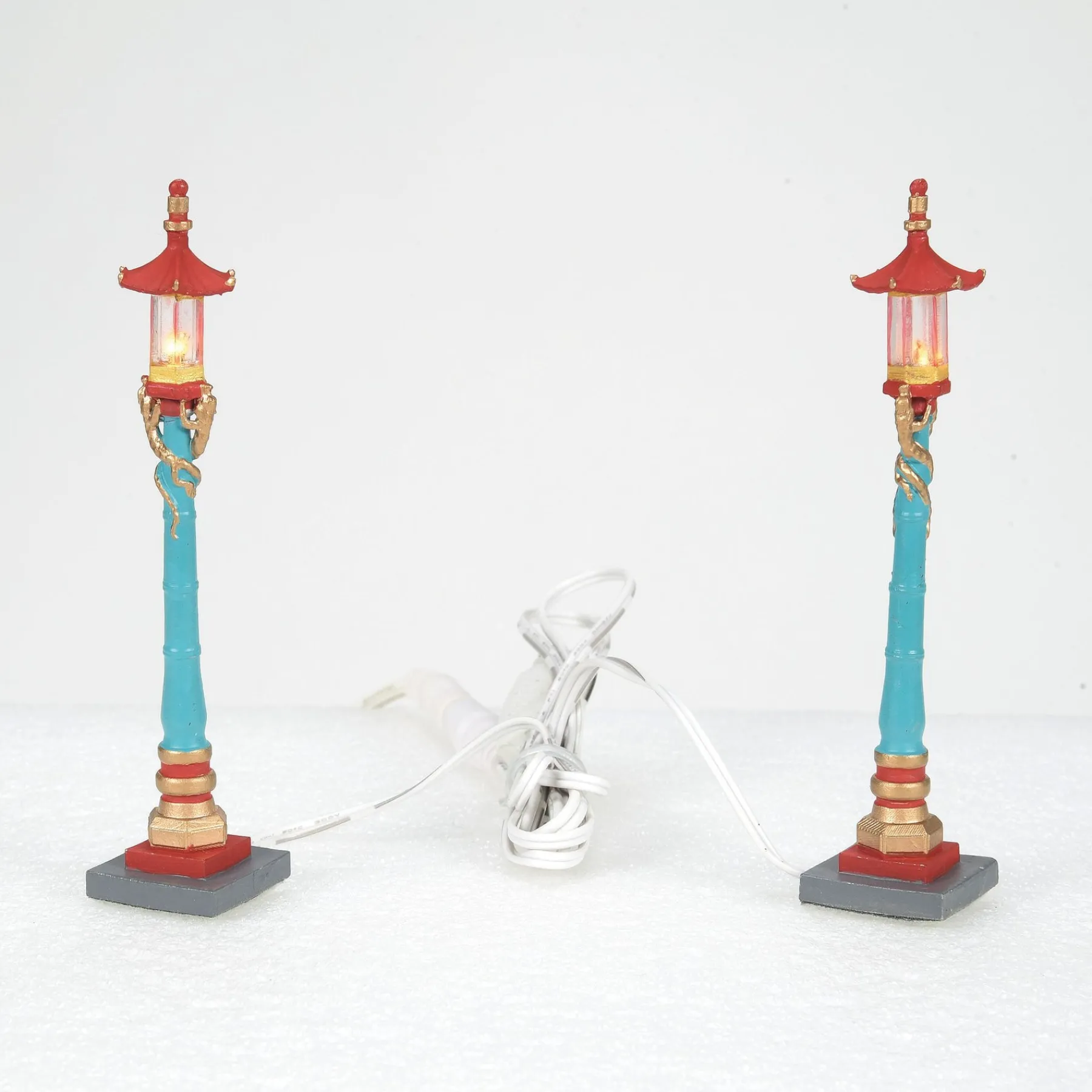 Department 56 Christmas In The City Series>Chinatown Post Lamps S/2