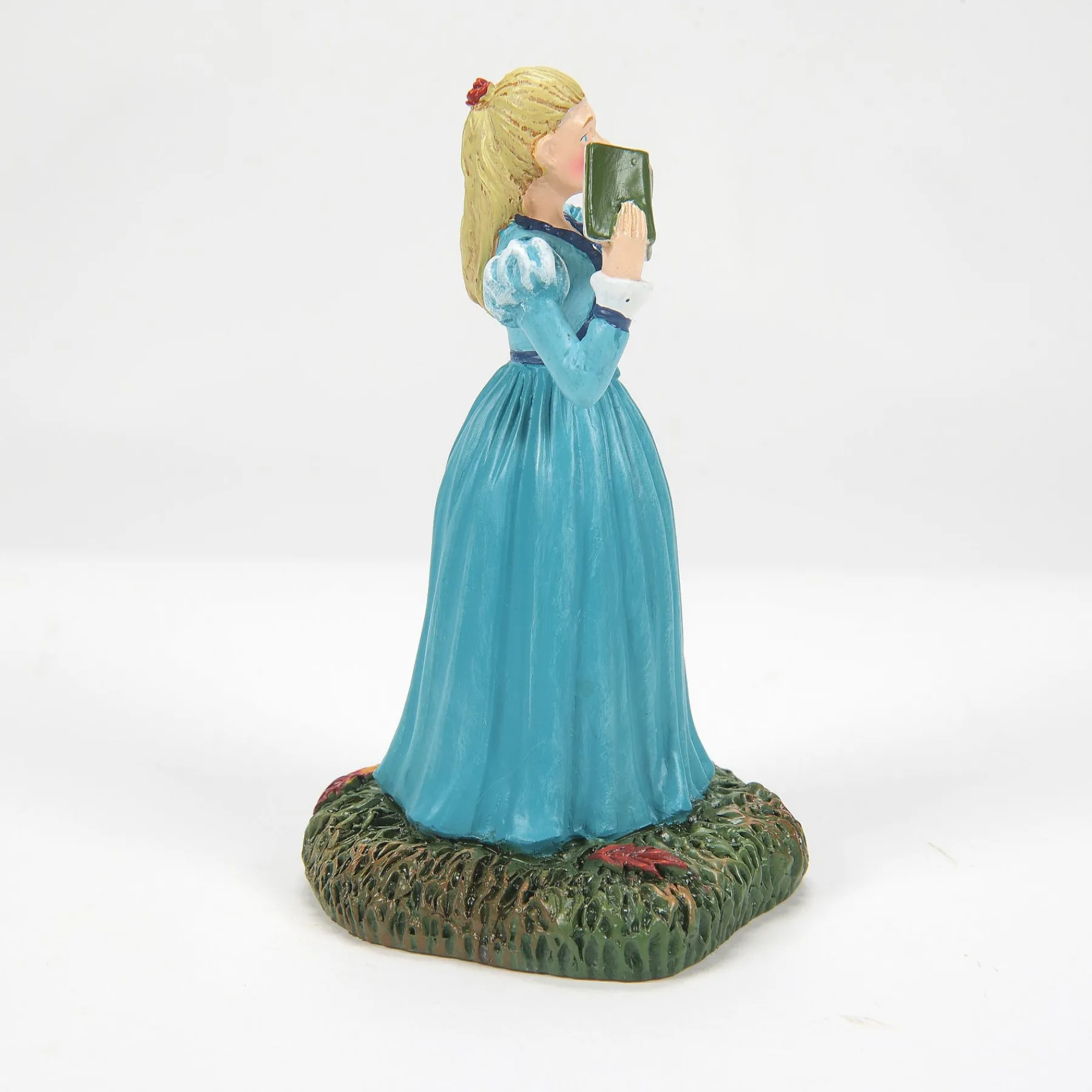 Department 56 Snow Village Halloween>Katrina Van Tassel