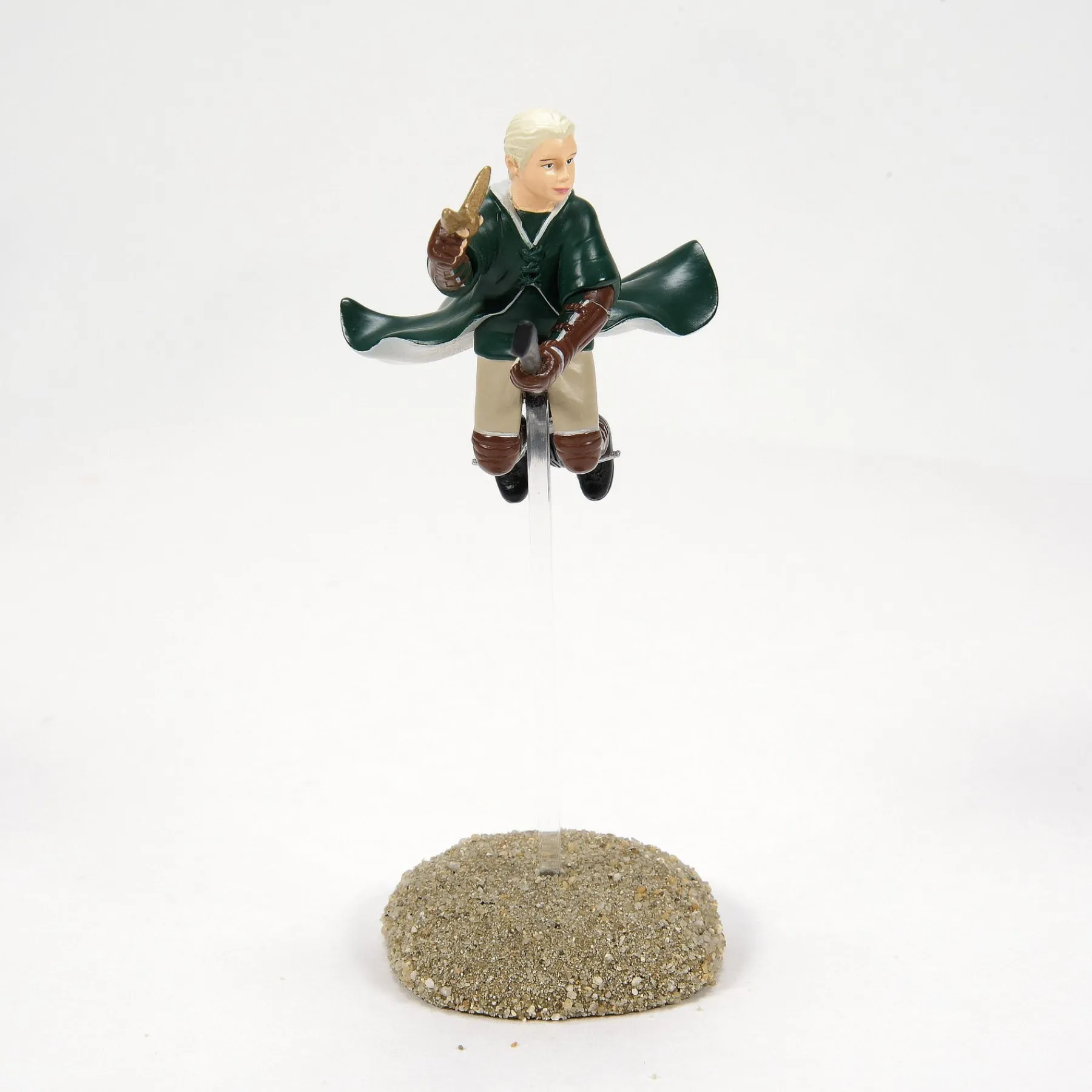 Department 56 Harry Potter™ Village>The Seekers S/2